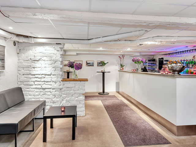 Varvsgatan 14 Festvåning bar