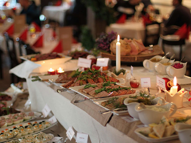 Festvåning Månskäran - Buffé