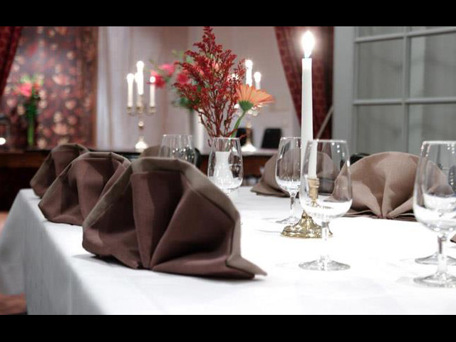 Stockholms Vinkällare - Elegant dukning