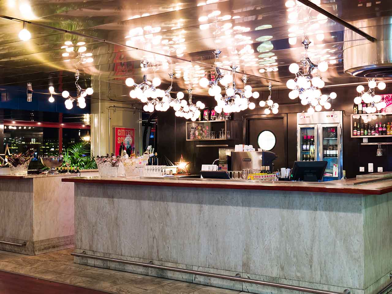 Filmhuset Bar & Bistro - Festvåning nära Karlaplan